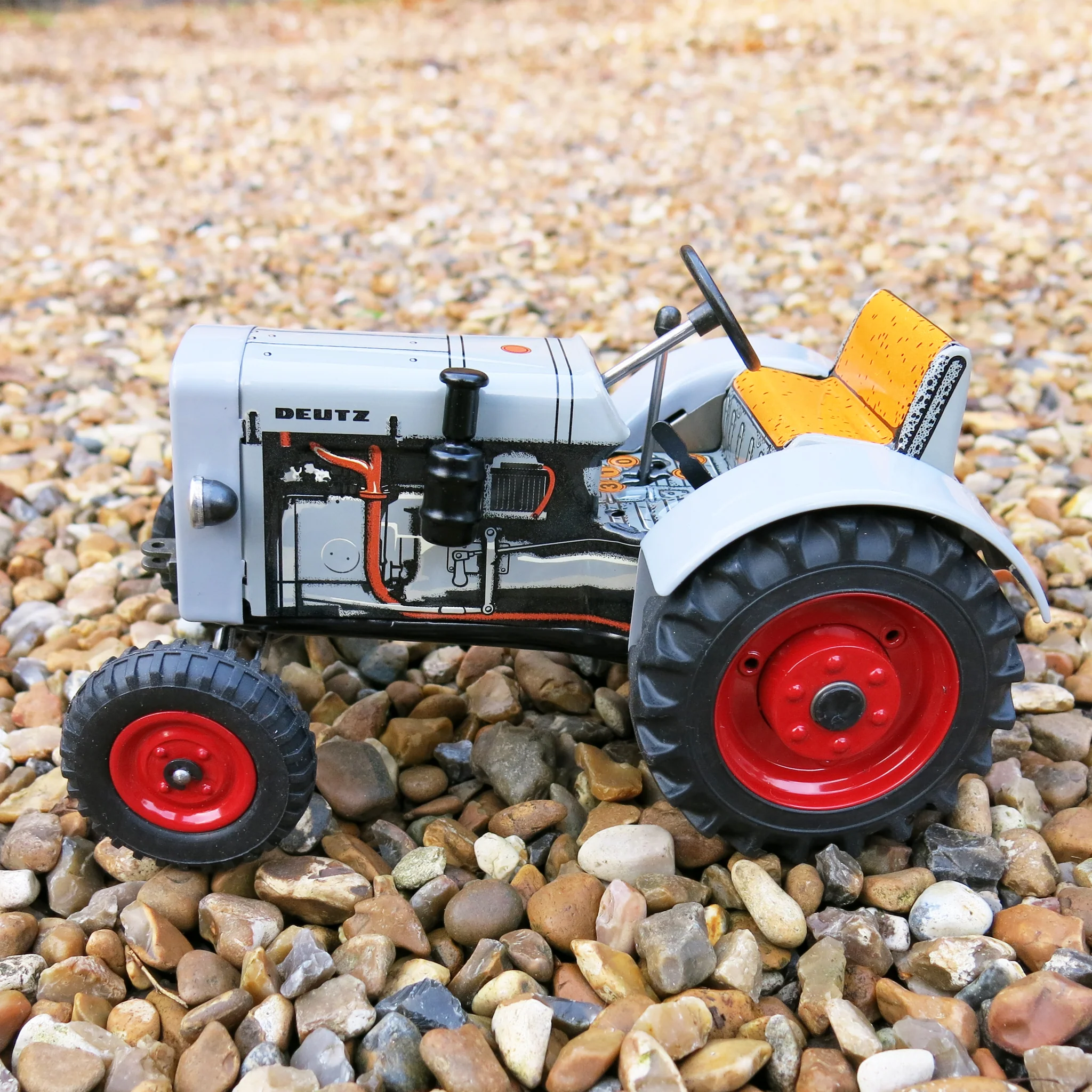 Deutz F2M 314 Wind-Up Tractor - Image 4