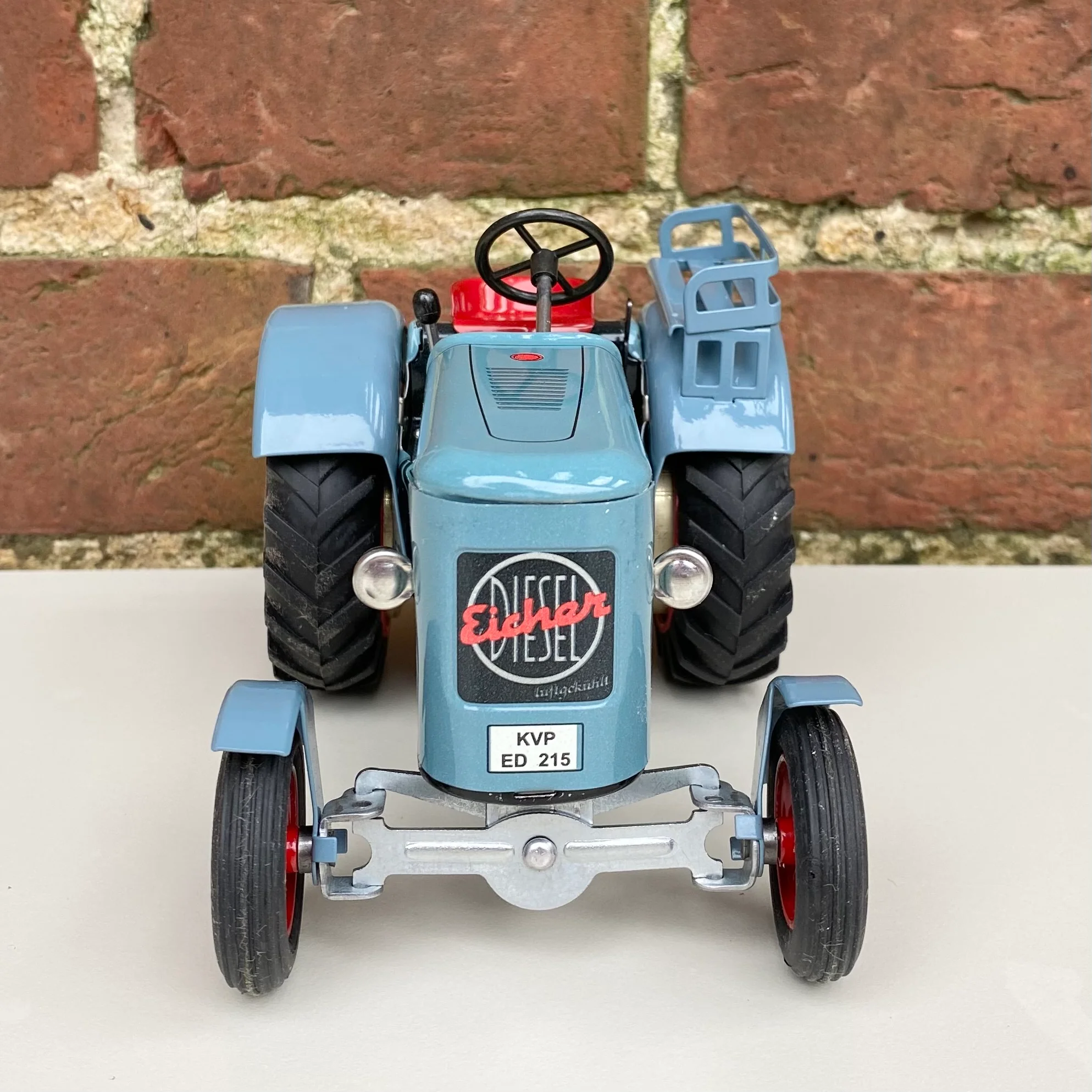 Eicher ED 215 Wind-Up Tractor - Image 3