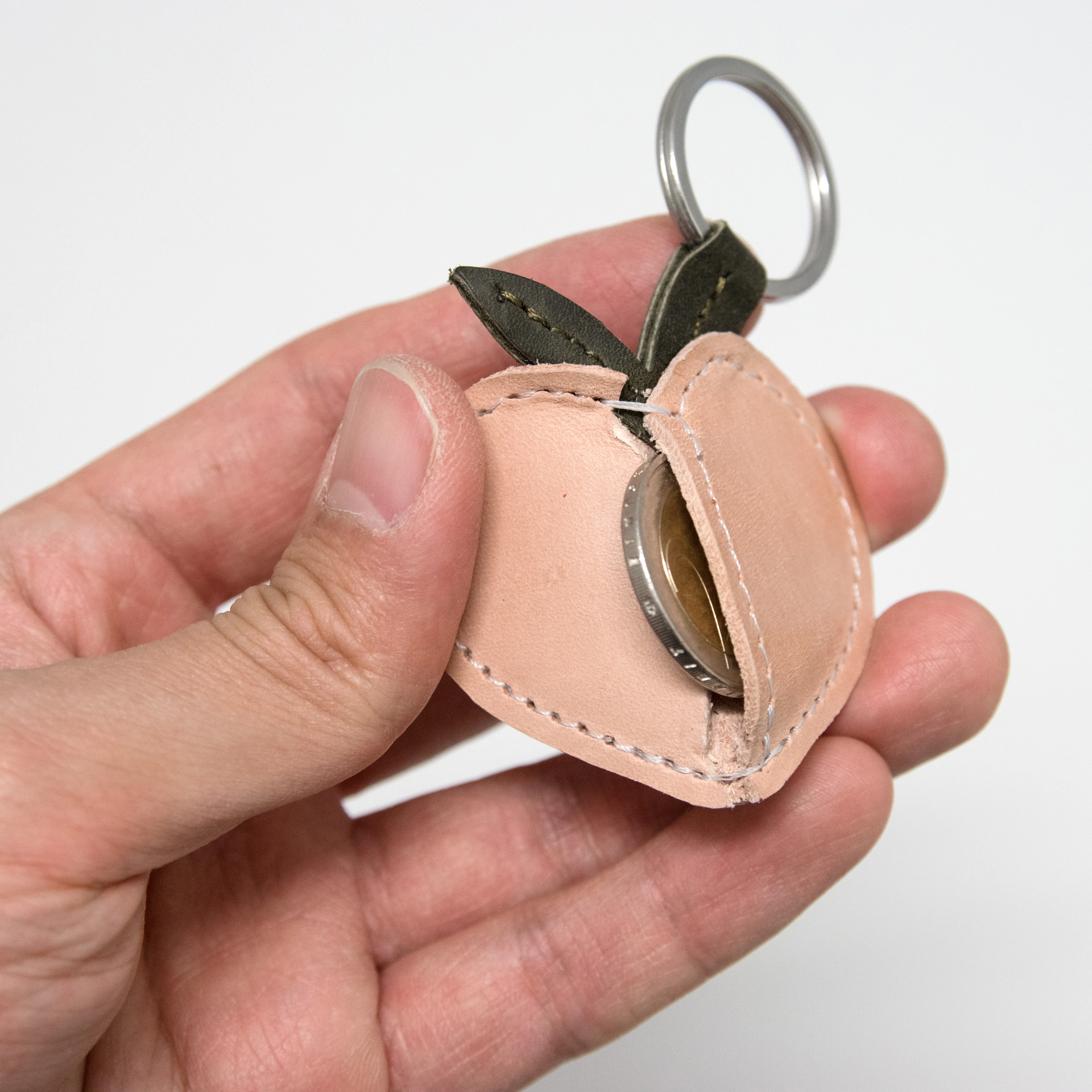 Little Peach Keyring - Image 3