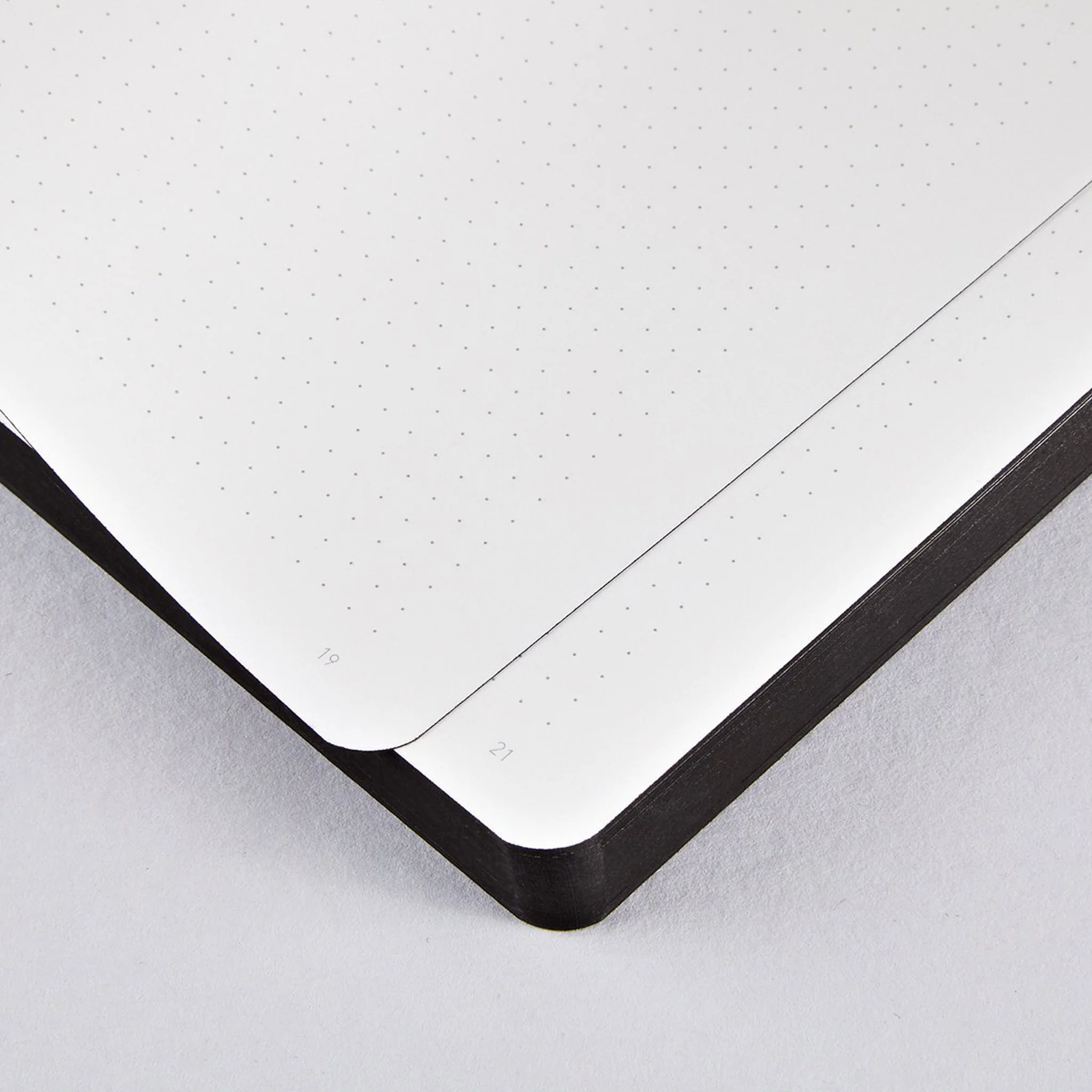 Nuuna Notebook BERLIN SILVER - Image 3