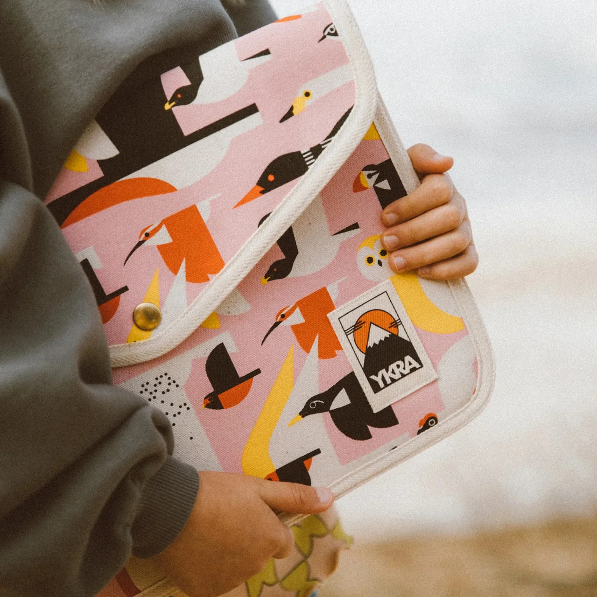 YKRA Laptop Case Flying Flock - Image 4