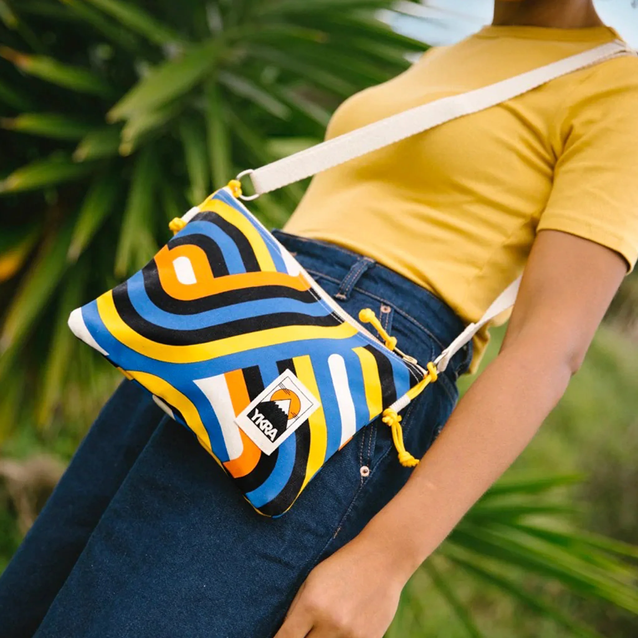 YKRA Side Pouch Serpentine - Image 3